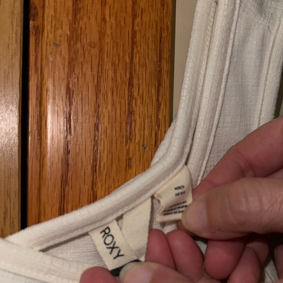 ROXY TANK TOP - Picture 2 of 3